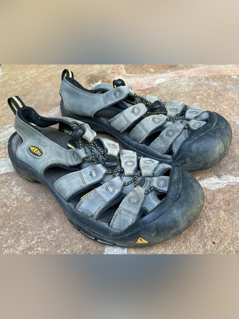 KEEN Newport Gray Leather Waterproof Hiking Sandals Womens 10